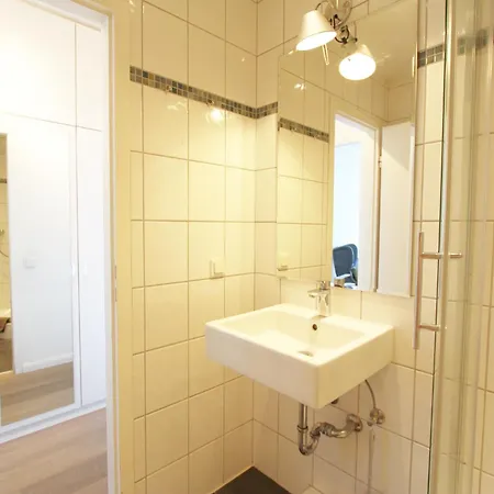 Strandzimmer - Haus Hammerich - Berthin-bleeg-str 17, App 22 *